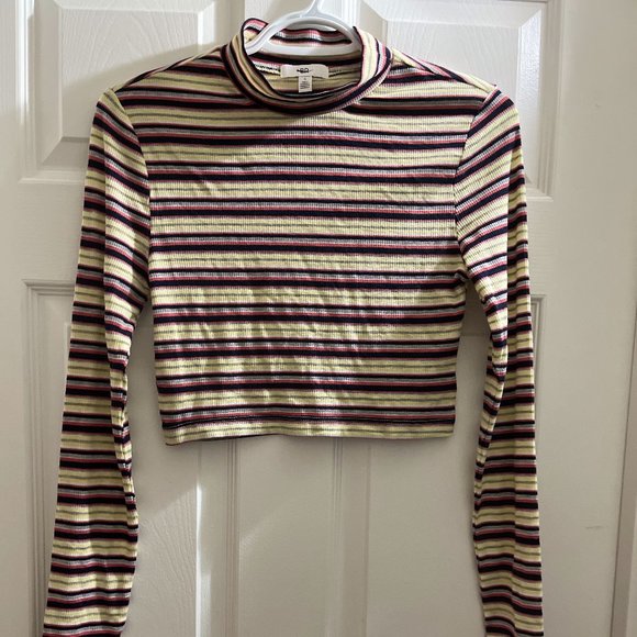 BP. Women's Stripe Mock Neck Crop Top - Picture 2 of 2